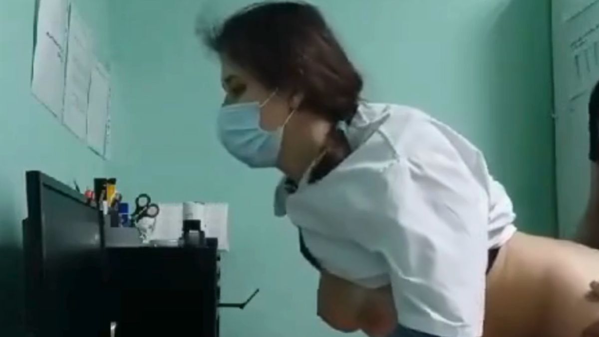 Indian Viral Sex Videos: Doctor Fucking by Patient
