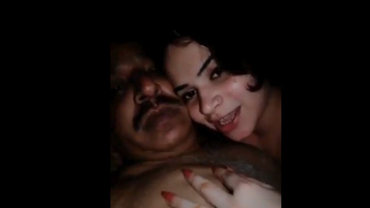 Pakistani Girl Viral Sex Video with Boss